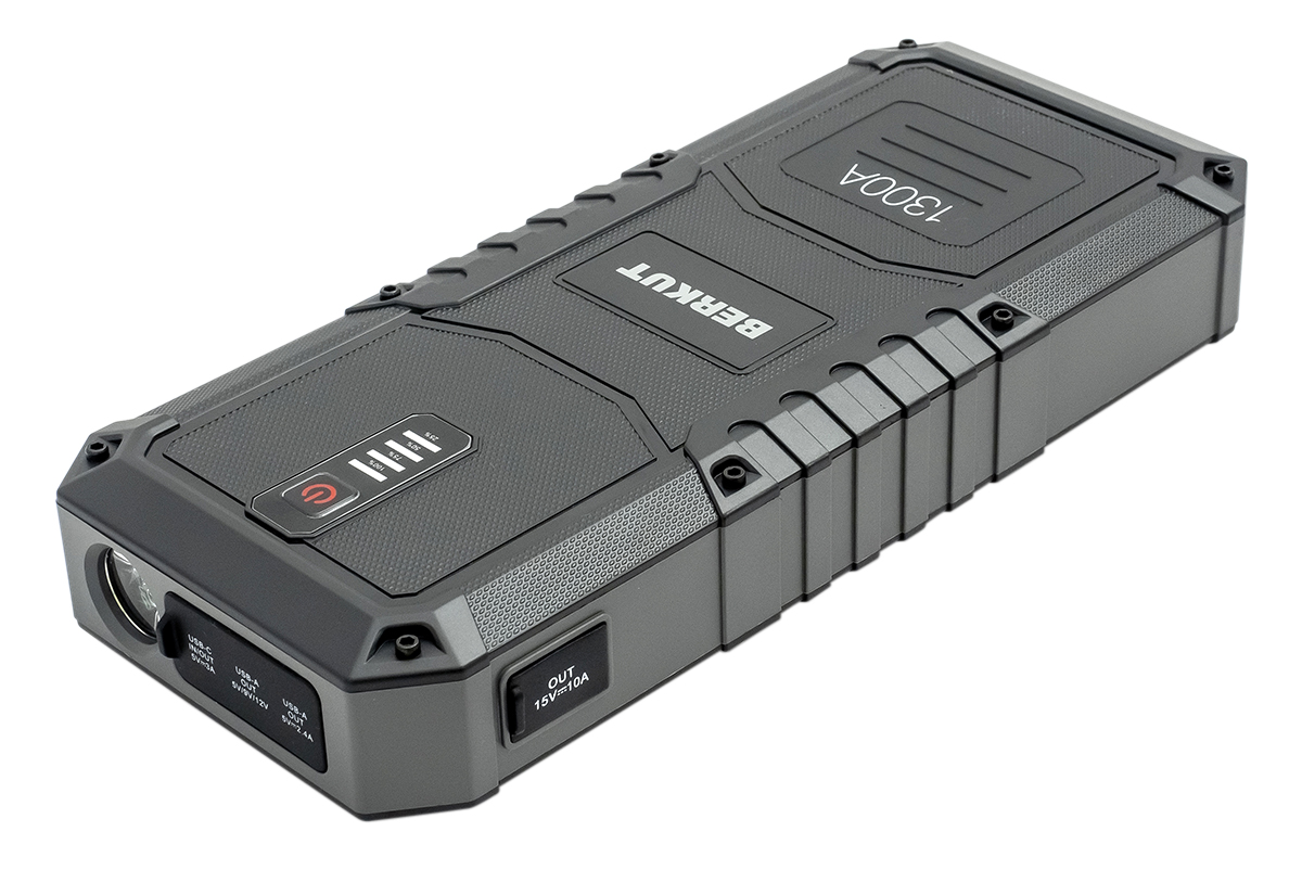 Устройство пуско-зарядное портативное BERKUT 12V 25000 mAh Устройство пуско-зарядное портативное BERKUT 12V 25000 mAh