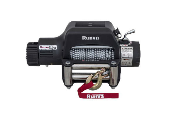 Лебёдка автомобильная электрическая 12V Runva 13500 lbs 6136 кг стальной трос