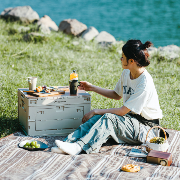 Ящик туристический Naturehike 52 л, трансформер, со столешницей, бежевый