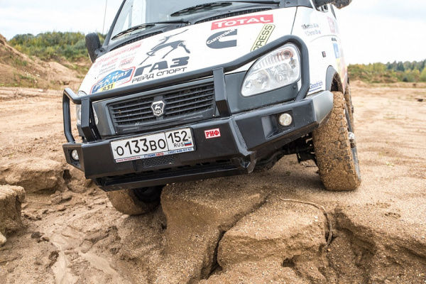 Бампер РИФ передний ГАЗ Соболь с доп. фарами и защитной дугой