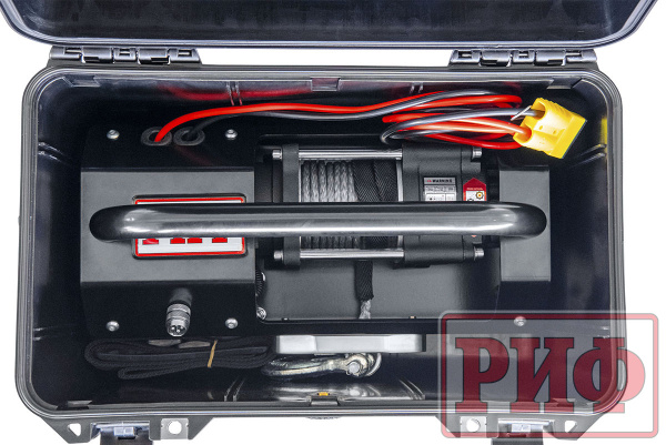 Лебёдка переносная РИФ 2500ASR c малой площадкой и проводами, синтетический трос (в защитном кейсе)