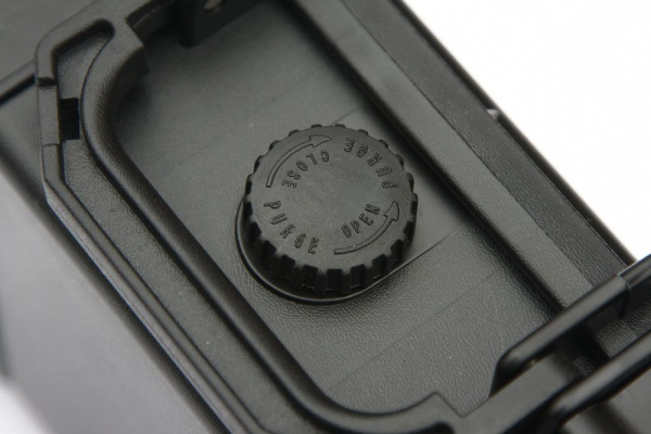 Кейс защитный ударопрочный РИФ 625х420х340 мм на колесах с телескопической ручкой IP67