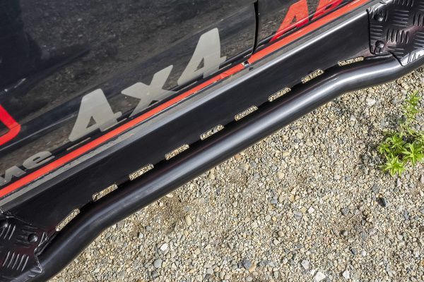 Пороги РИФ силовые Toyota Hilux 1983-1997