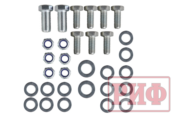 Бампер РИФ задний Toyota Tundra 2007-09.2013 с площадкой под лебёдку,квадратом под фаркоп и фонарями