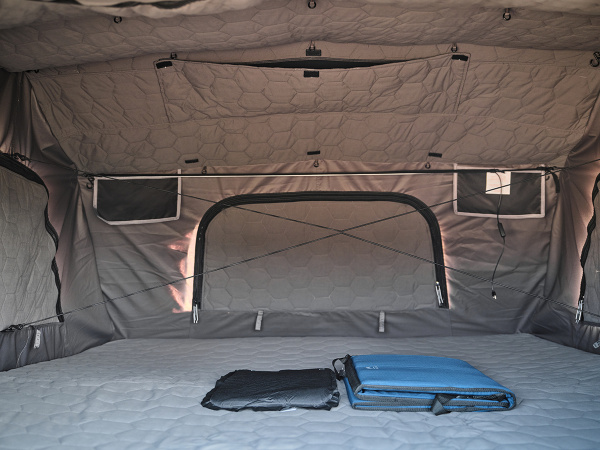 2 Палатка на крышу автомобиля Wild Land Voyager 160 Pro 2 Палатка на крышу автомобиля Wild Land Voyager 160 Pro
