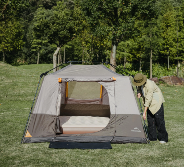 3 Палатка Naturehike Cape 5.2, 4-местная, быстросборная, серо-коричневая