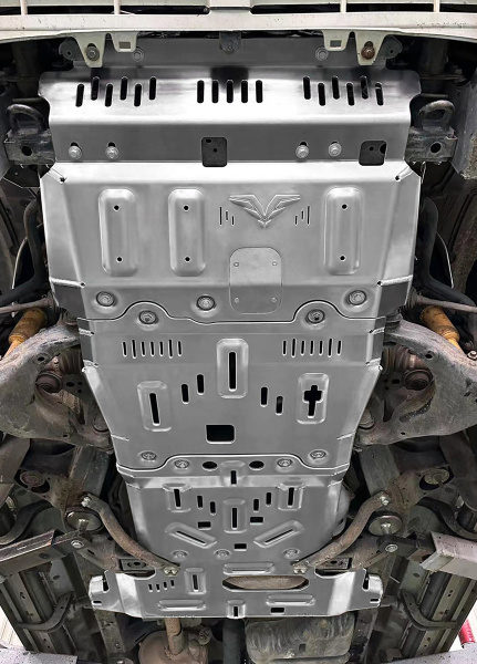 Защита Falcon радиатора, картера, РК, КПП для Toyota Land Cruiser Prado 150TX, бенз., алюм. (уценка)