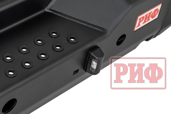 Бампер РИФ силовой задний TANK 300 с квадратом под фаркоп, фонарями, с отверстиями под систему контроля слепых зон
