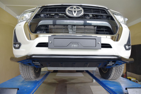 Бампер РИФ силовой передний Toyota Hilux 2020+