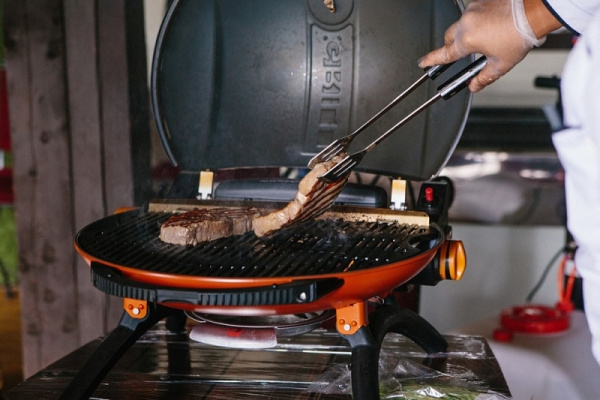 Гриль газовый O-GRILL 700T красный (в комплекте адаптер тип А)