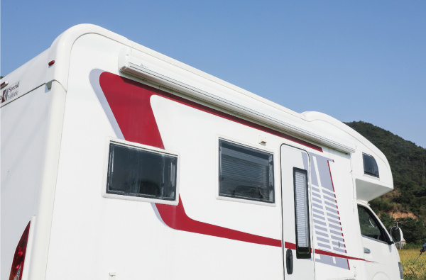 2 Маркиза автомобильная РИФ 2,5х2,0 м кассетная, привод механический, ручной, корпус черный