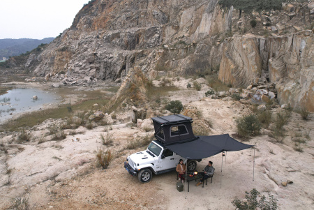 8 Маркиза автомобильная Wild Land веерная 2,4х2,2 м (левая)