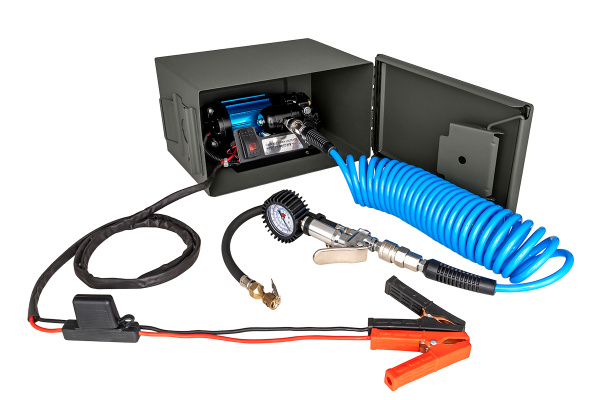 Компрессор автомобильный переносной 12V YURUI 84,95 л/мин 10,21 атм