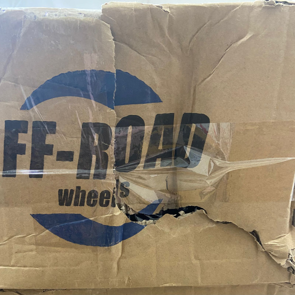 2 Диск усиленный JEEP стальной черный 5х114,3 8xR15 d84 ET-19 (уценка) 2 Диск усиленный JEEP стальной черный 5х114,3 8xR15 d84 ET-19 (уценка)