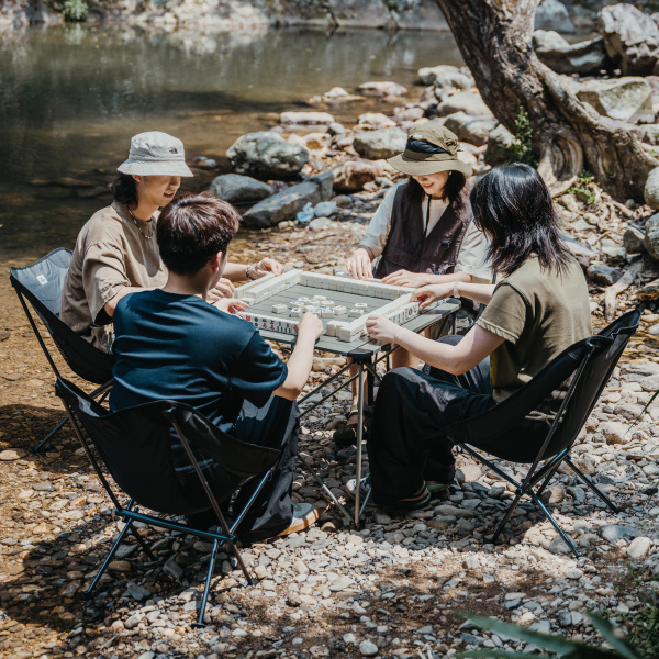 Стол туристический Naturehike Yamami L03 алюминиевый, 69,5х69,5х56 см, складной, серо-зеленый