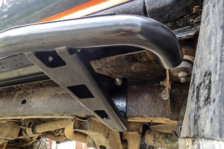 Пороги РИФ силовые Toyota Hilux 1983-1997 Пороги РИФ силовые Toyota Hilux 1983-1997
