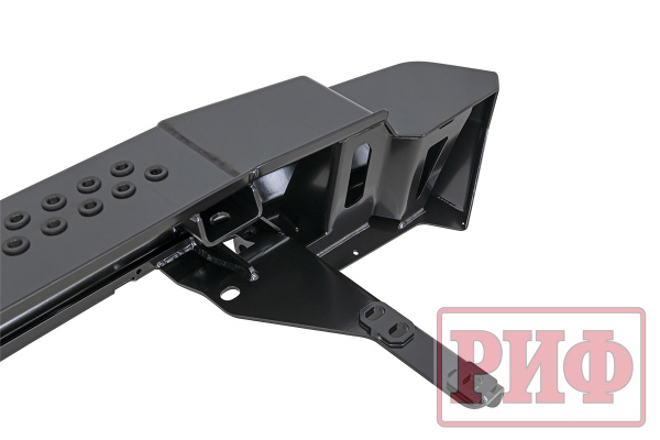 Бампер РИФ силовой задний Toyota Land Cruiser 200 2012-2015 с квадратом под фаркоп, калиткой, фонарями, подсветкой номера, стандарт