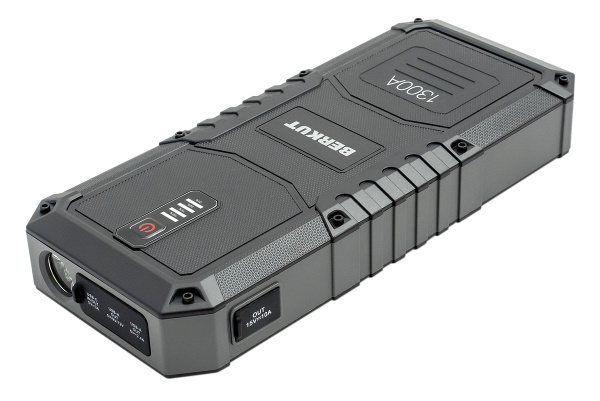 Устройство пуско-зарядное портативное BERKUT 12V 25000 mAh Устройство пуско-зарядное портативное BERKUT 12V 25000 mAh